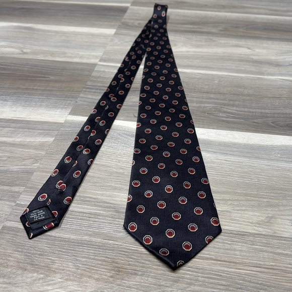 Outline 100% Silk tie - Picture 3 of 7